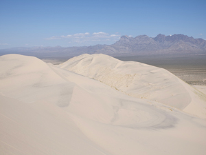 Kelso Dunes (Photo by Truc Dever)