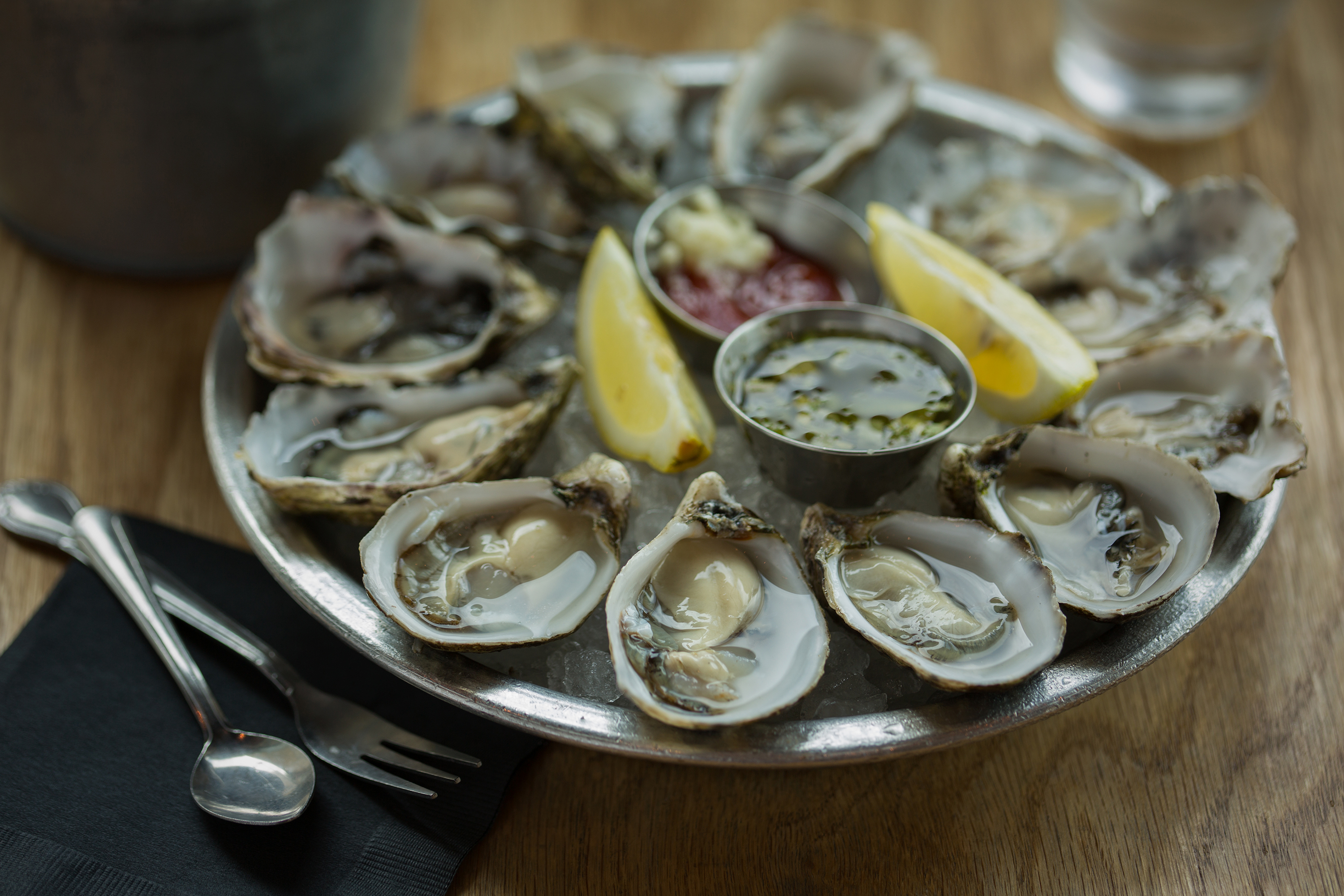Best Places For Oysters In Los Angeles – CBS Los Angeles