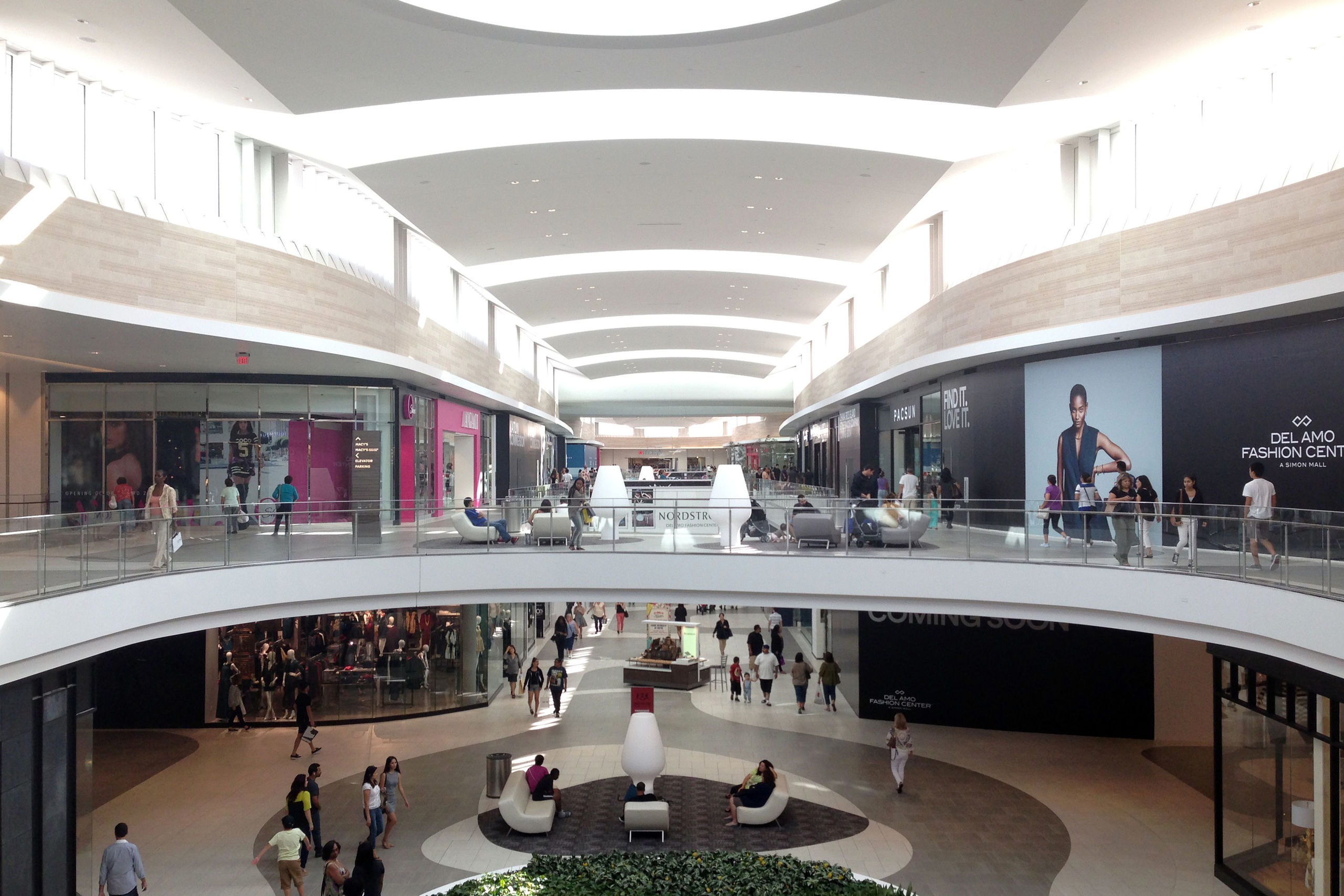 How revamped Del Amo mall might compete with South Coast Plaza