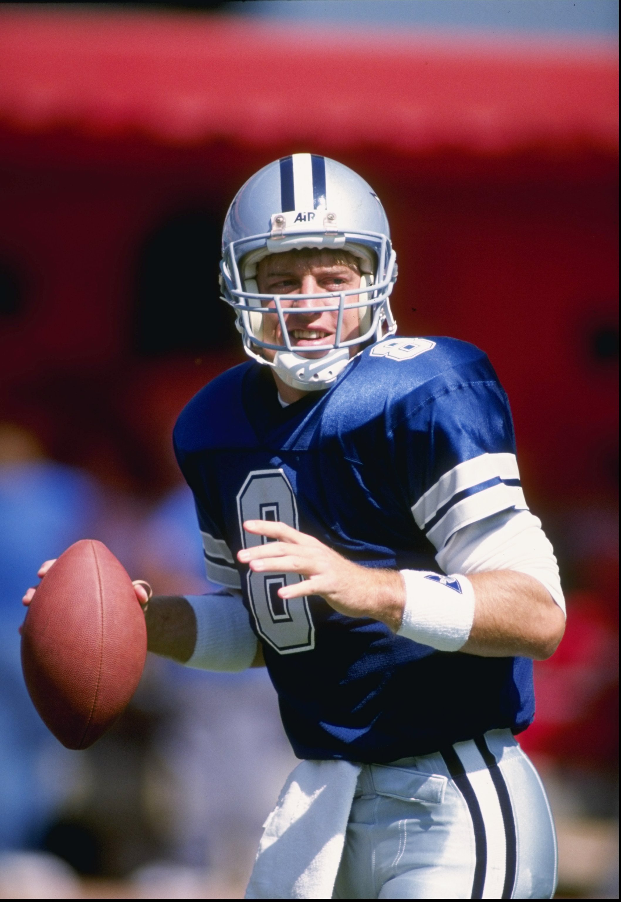Troy Aikman was the rookie quarterback of the 1989 Dallas Cowboys, who went...