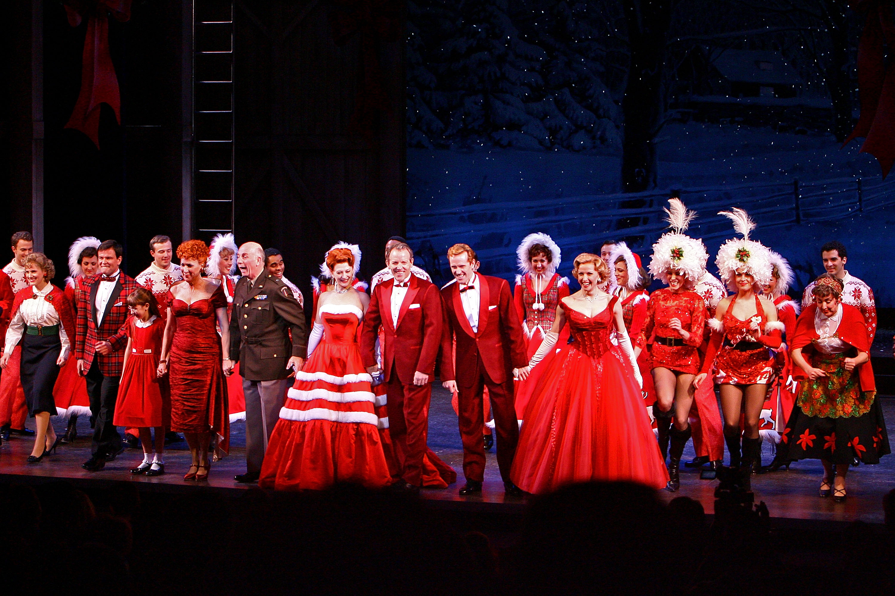 NEW YORK - NOVEMBER 23: The cast on stage during the curtain call of "Irving Berlin's White Christmas" at Marquis Theatre in the Marriott Marquis Hotel on November 23, 2008 in New York City. (Photo by Scott Wintrow/Getty Images)