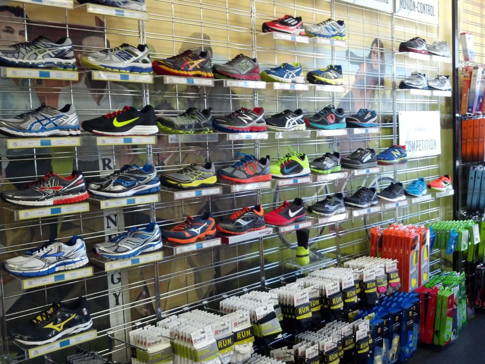 Best Stores For Running Shoes In Los Angeles – CBS Los Angeles