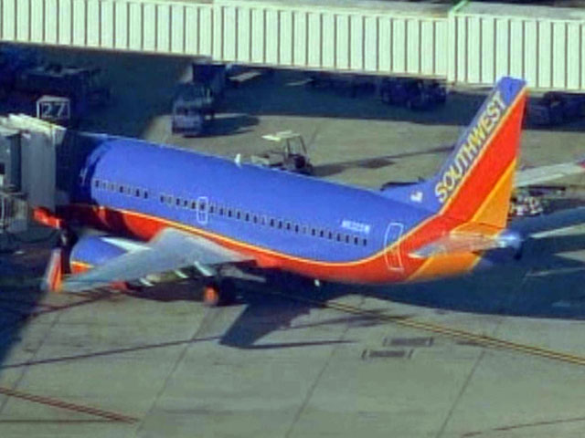 Emergency Landing of Denver-Bound Flight in Oakland