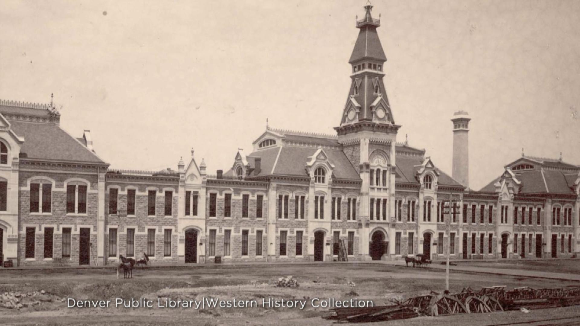 União da Estação de torre original (crédito: Biblioteca Pública de Denver, História Ocidental, Coleção)