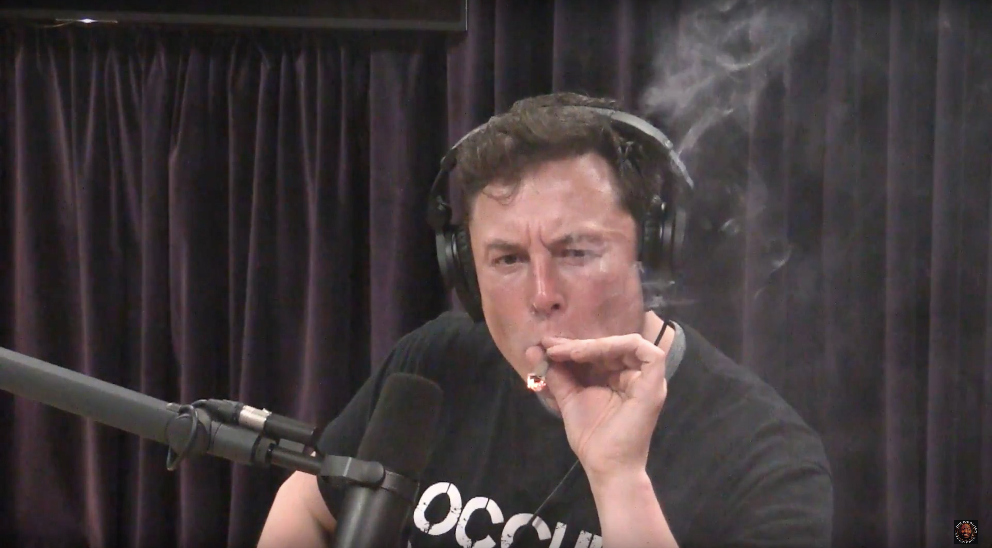 Weed, Whiskey, Tesla And A Flamethrower: Elon Musk Meets Joe Rogan – CBS Denver1499 x 828