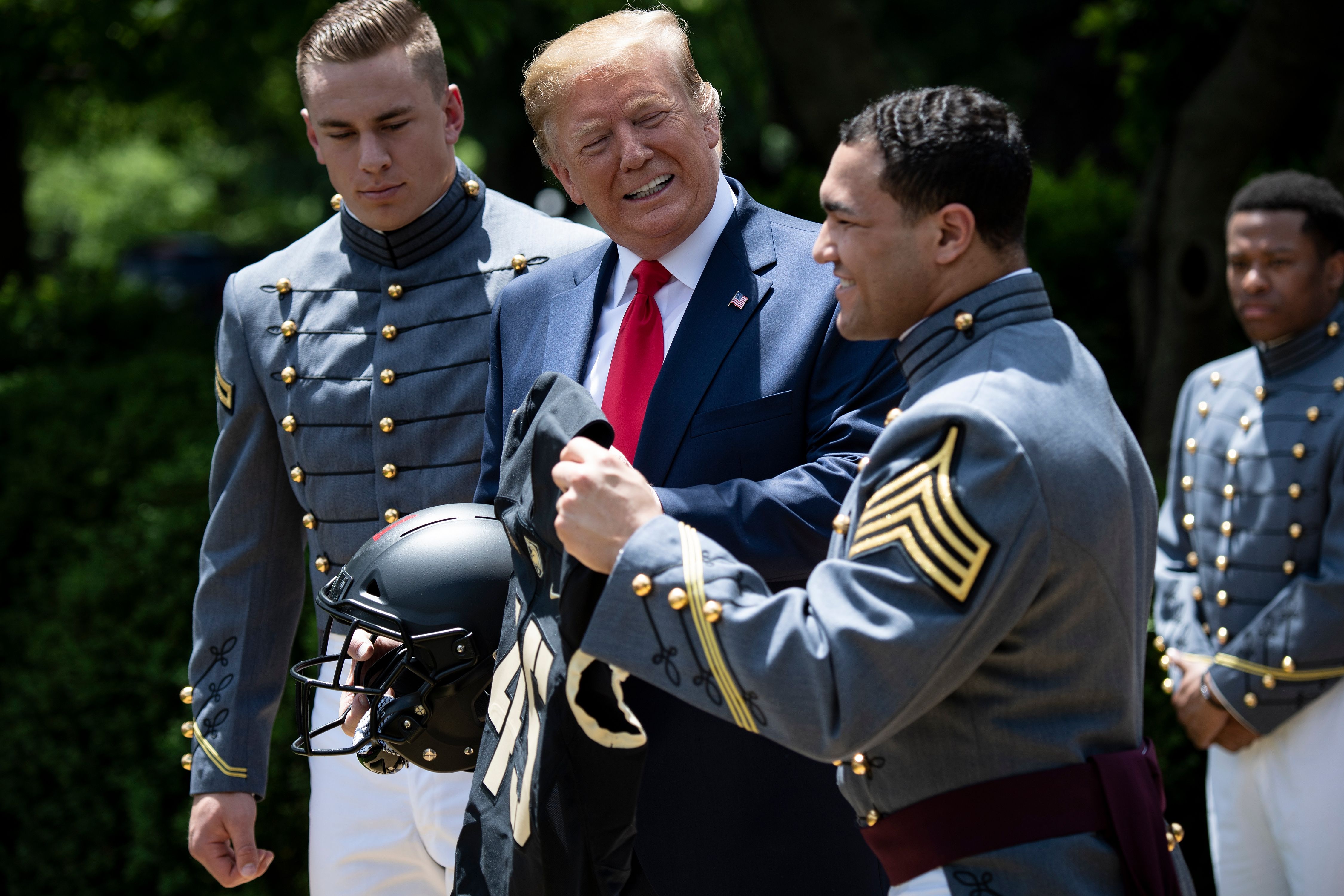 Trump Considering Waiver For Service Academy Athletes ...