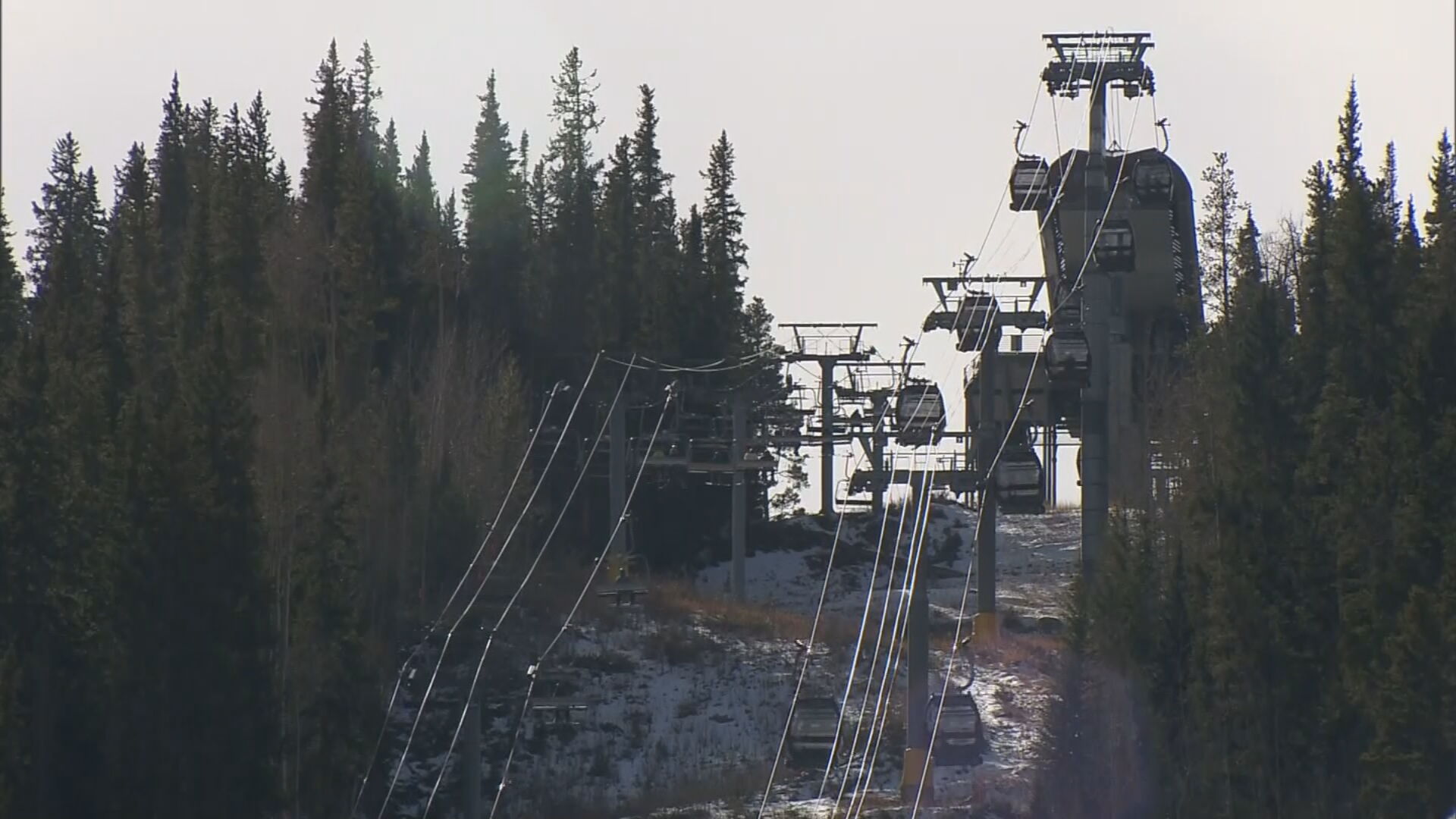 Summit County Ski Areas To Further Reduce Capacity Amid