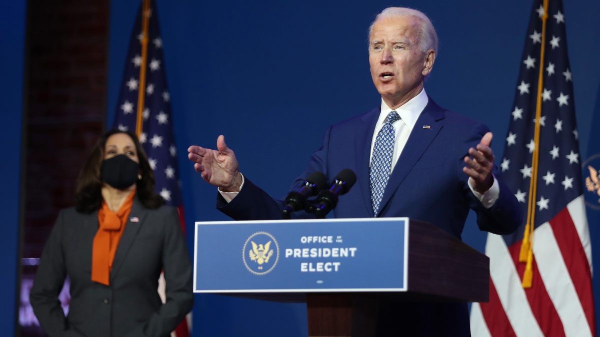 U.S. President-elect Joe Biden speaks to the media while flanked by Vice President-elect Kamala Harris, at the Queen Theater after receiving a briefing from the transition COVID-19 advisory board on November 09, 2020 in Wilmington, Delaware. Mr. Biden spoke about how his administration would respond to the coronavirus pandemic.